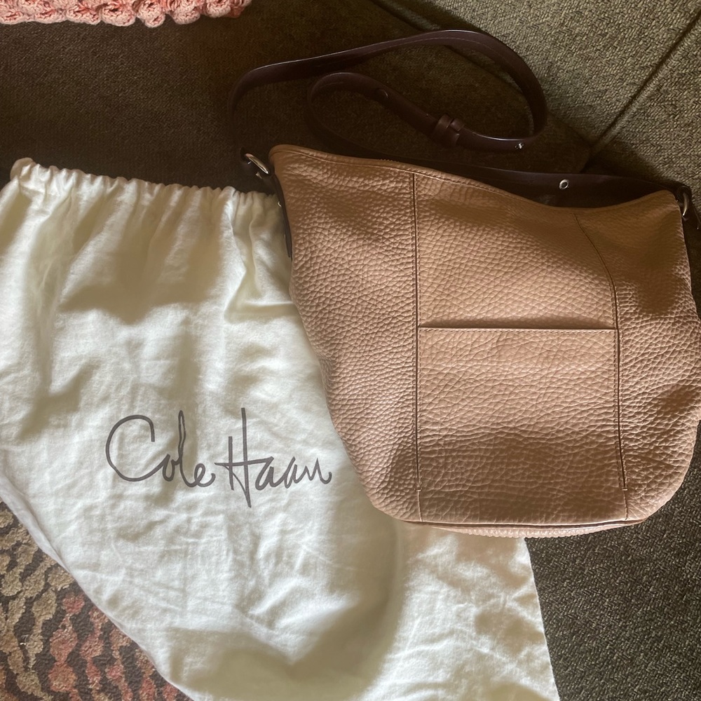 CROSS BODY COLE HAAN BAG